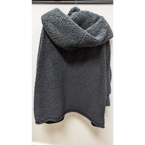 G.I.L.I Black Faux-Fur Open-Front Coat with Pockets - Picture 2 of 2